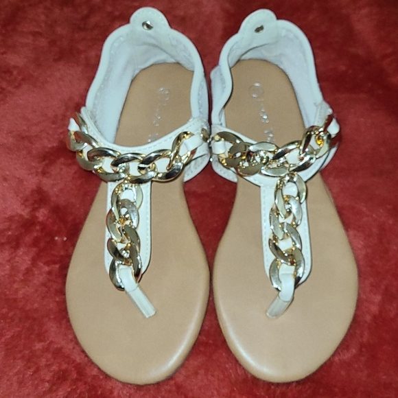 Girls sandles - Picture 3 of 5